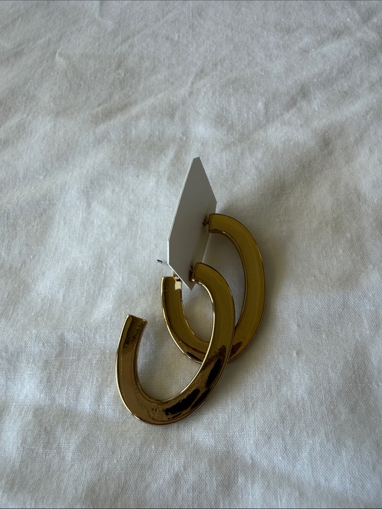 Jewelry - Gold-Tone Hoop Earrings - Classic Women Jewelry